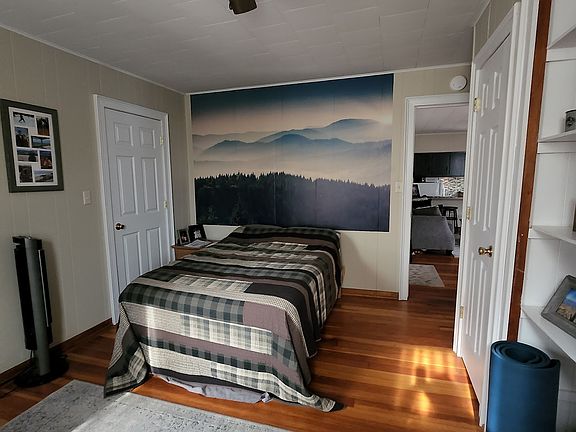 4th image of 53 Greenbush St APT 3