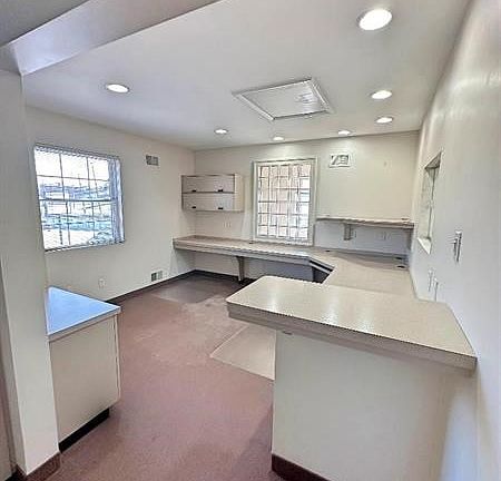 4th image of 5133 Brightwood Rd