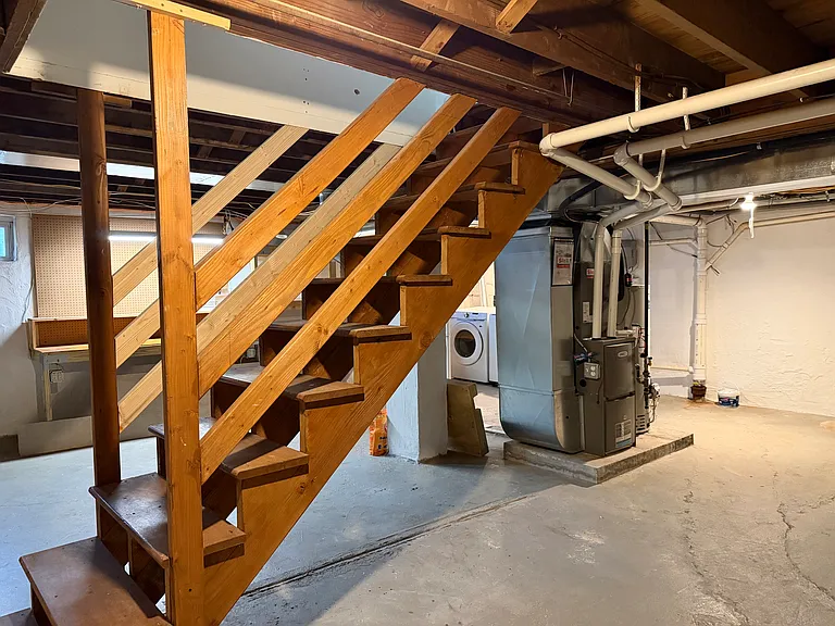 346 W Church Rd — Photo 20