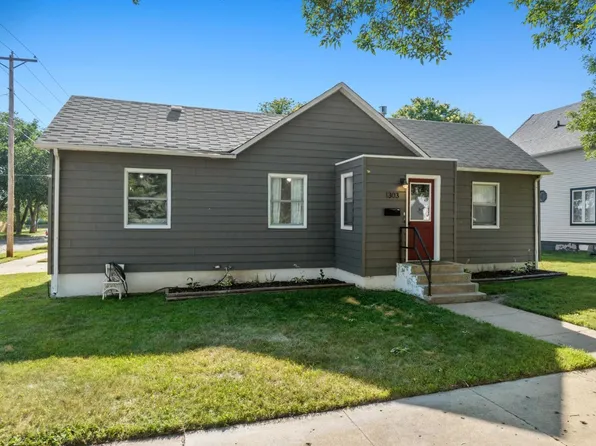 1303 Main St S, Minot, ND 58701