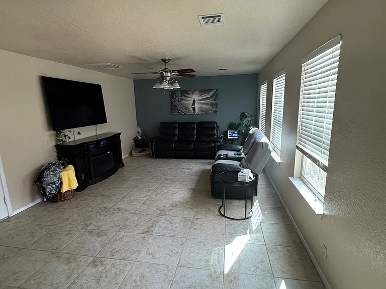 337 Longhorn Way — Photo 10