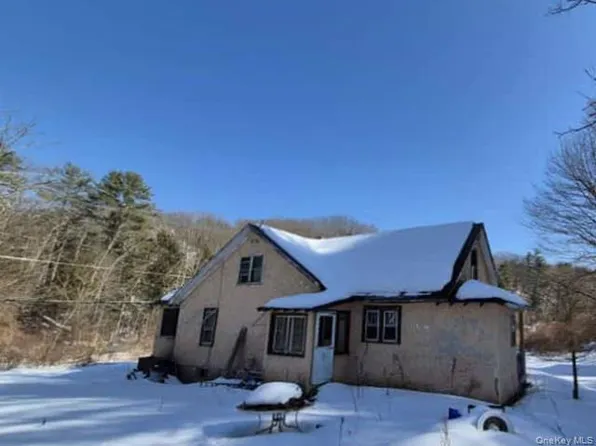 79-87 N Old Greenfield Road, Ellenville, NY 12428