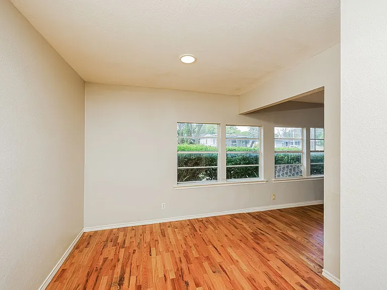 5175 Cardiff St — Photo 5