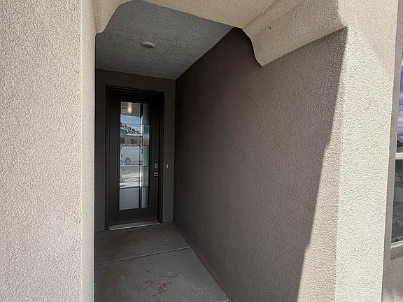 3rd image of 2443 Marble Ave NE