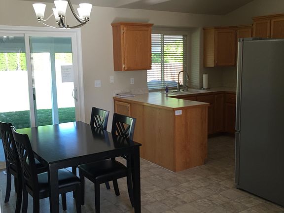4th image of 4927 S Wildbrook Ave