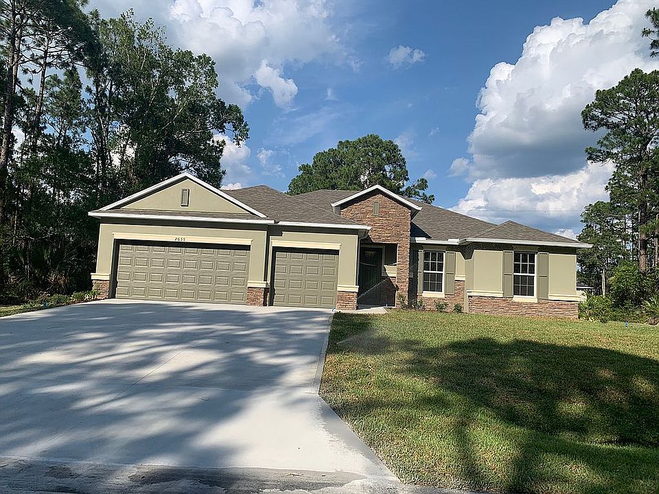 2nd image of 2655 Carson Dr SE