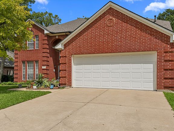 2nd image of 6707 Forest Park Dr