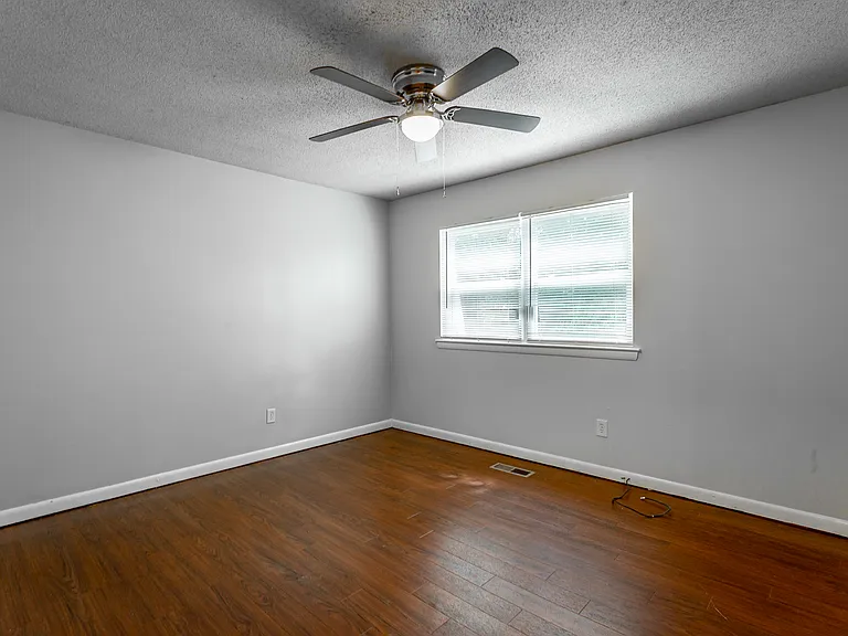Saint Victors Lane Townhomes — Photo 14