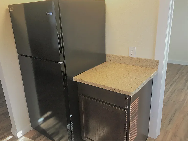 4550 Lakeshore Blvd — Photo 5