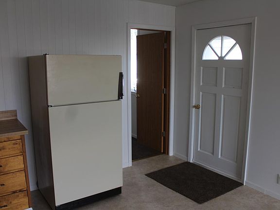 4th image of 306 S Pine St APT A