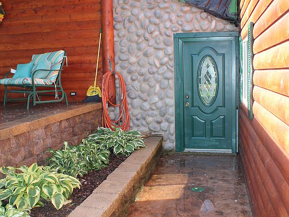 entrance to mud room