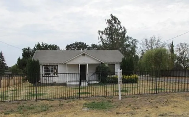 4218 Santa Fe St photo 1