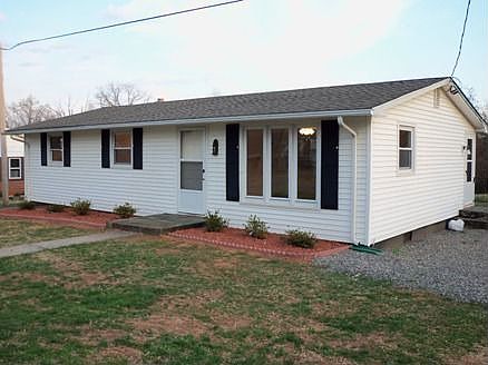 1st image of 1015 Diamond Ave