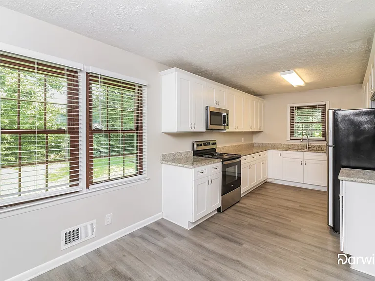 1800 Branch View Dr — Photo 5