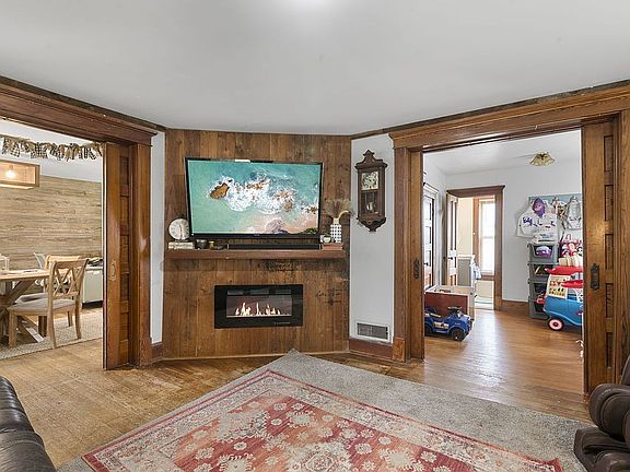 4th image of 619 Nichols Ave