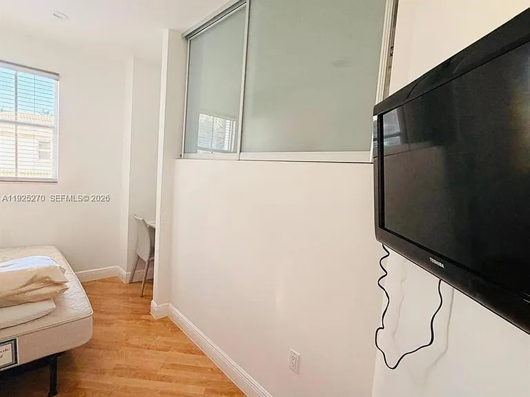21025 NE 38th Ave #81 — Photo 26