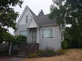 3248 45th Ave SW, Seattle, WA 98116