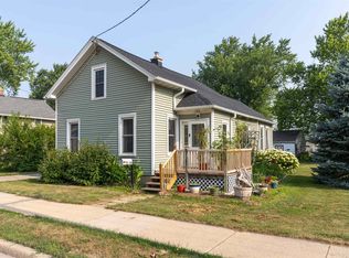 1062 W 9th Ave, Oshkosh, WI 54902