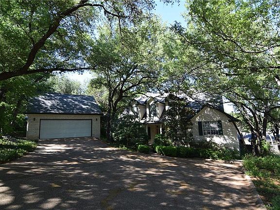 2nd image of 507 Duck Lake Dr