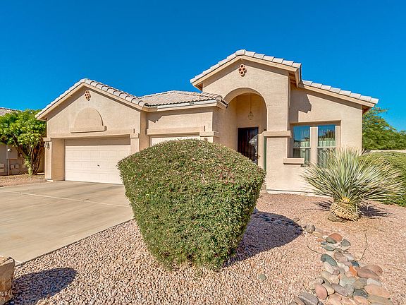 3rd image of 2909 N 113th Ln