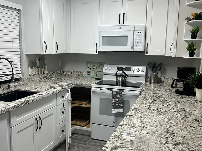 921 W University Dr #1026 — Photo 18