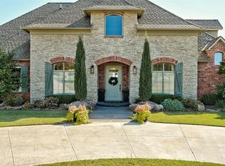 6016 Smoky Hill Trl, Edmond, OK 73034