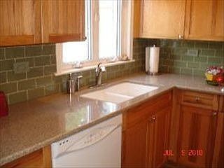 5th image of 1718 Broadway Ave