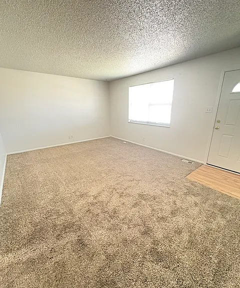 2122 E 116th Pl — Photo 9