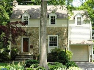 711 Woodsdale Rd, Wilmington, DE 19809