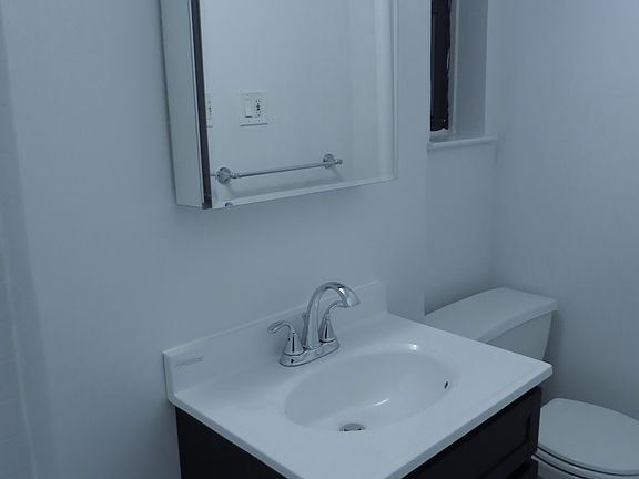 4th image of 427 E 83rd St APT 3a