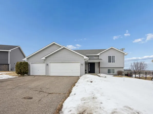 203 Quail Dr, Montrose, MN 55363