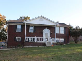 357 Springhurst Dr, Berea, KY 40403