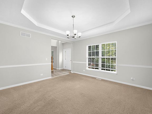 3rd image of 498 Treasure Dr