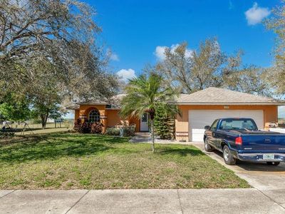 37149 Sandy Ln, Grand Island, FL, 32735