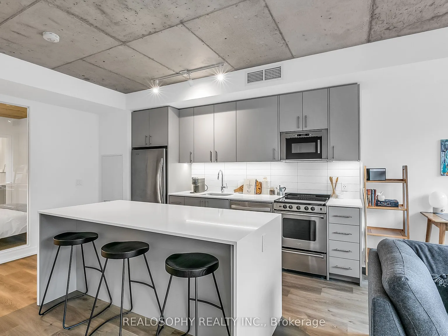 1 bed, $2,450 — Photo 2