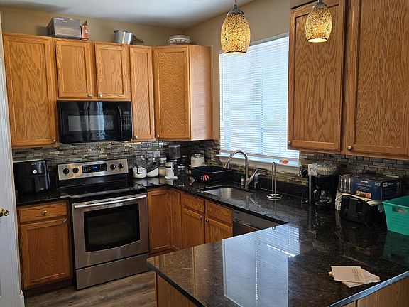 5th image of 7614 Oakpost Ct