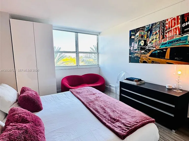 650 West Ave #403 — Photo 11