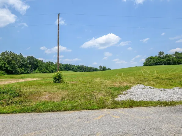 5422 Schneider Rd #5444-W, Newburgh, IN 47630