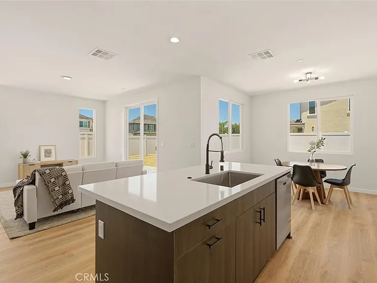 10665 Alborz Ct — Photo 13