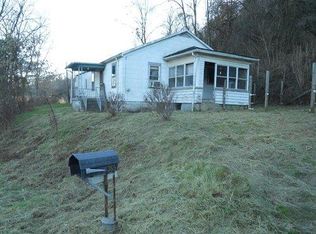 365 Buffalo Rd, Wellsburg, WV 26070