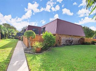 6119 SE Windsong Ln, Stuart, FL 34997