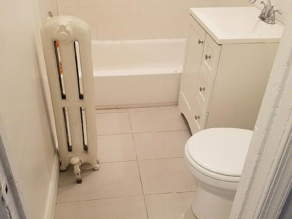 2nd image of 309 R St NW #1
