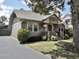 121 University St, Crystal Lake, IL 60014