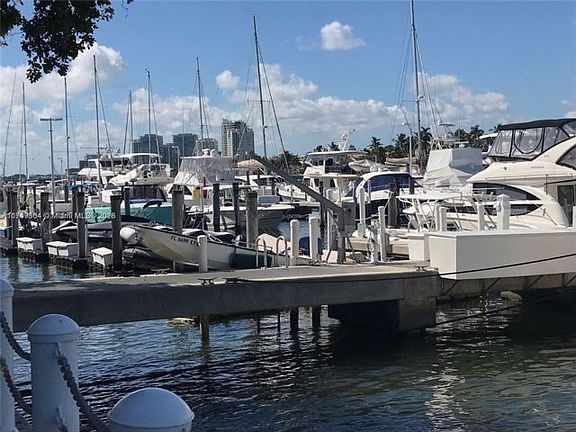 3rd image of 2 Grove Isle Dr #B708