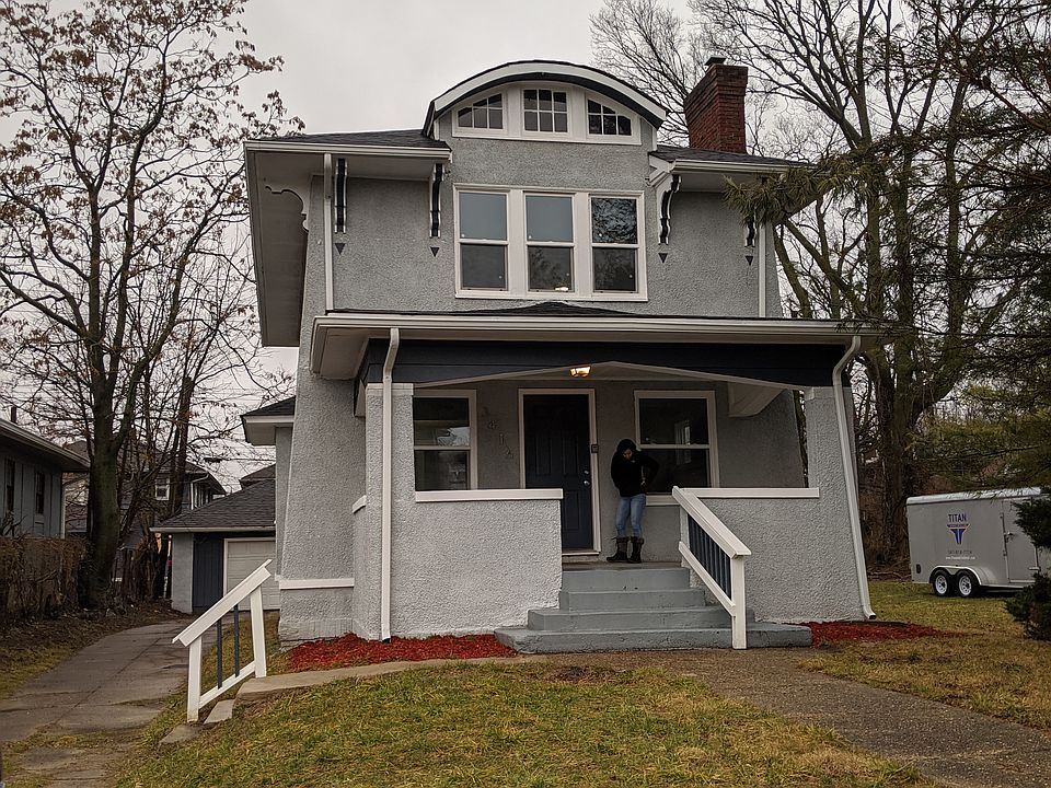 1st image of 3416 N Kenwood Ave