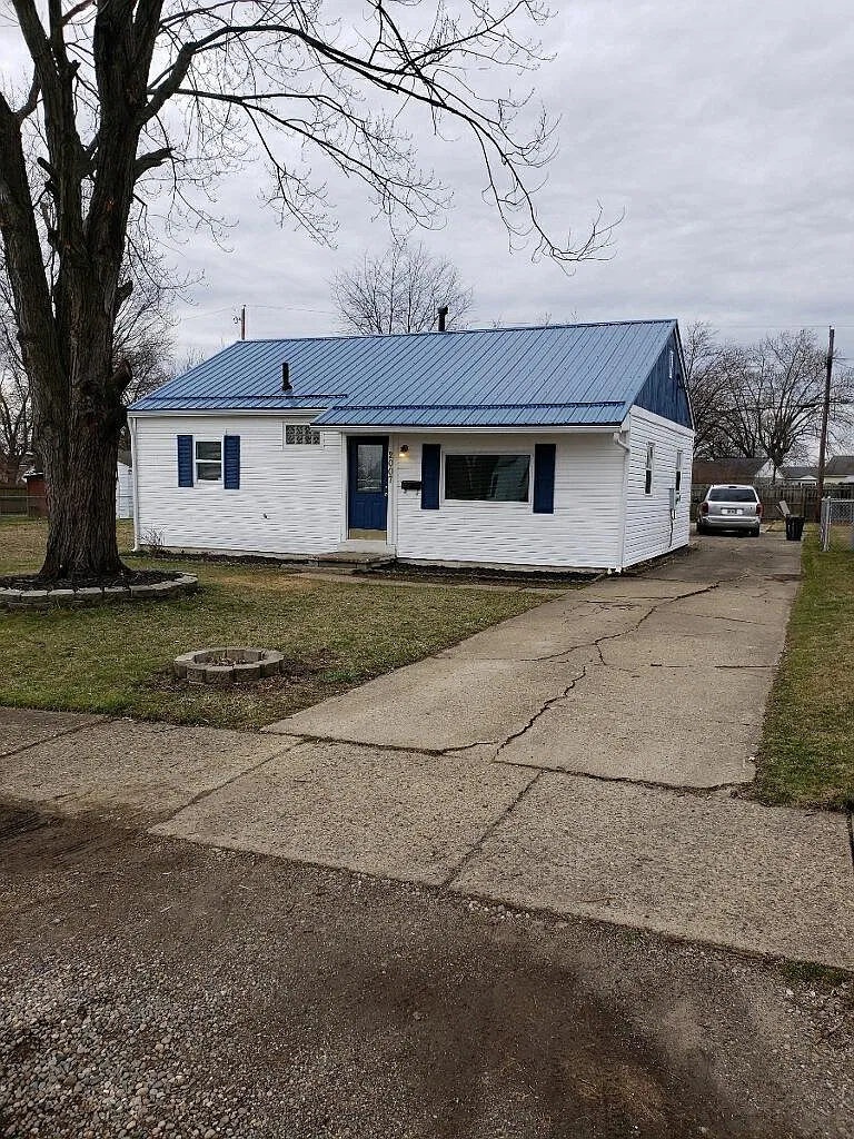 2 bed, 850 sqft, $1,095 — Photo 1