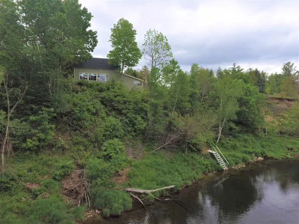 21 Depot Street, Campton, NH 03223