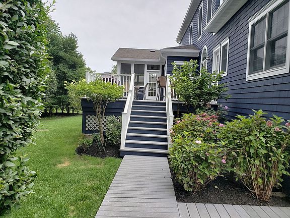 5th image of 435 Albacore Dr