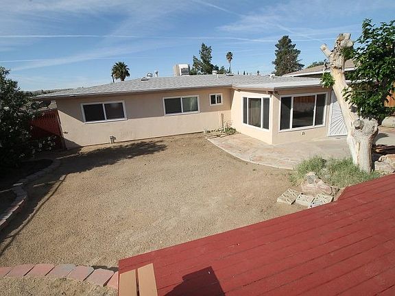 4th image of 1229 E Navajo St