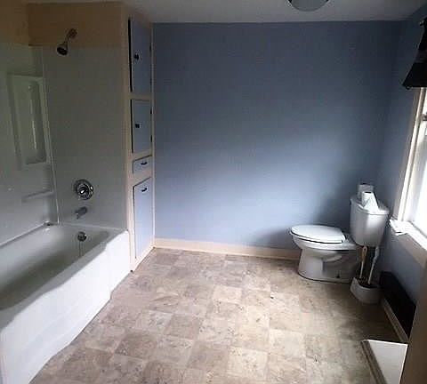 3rd image of 5264 Park St